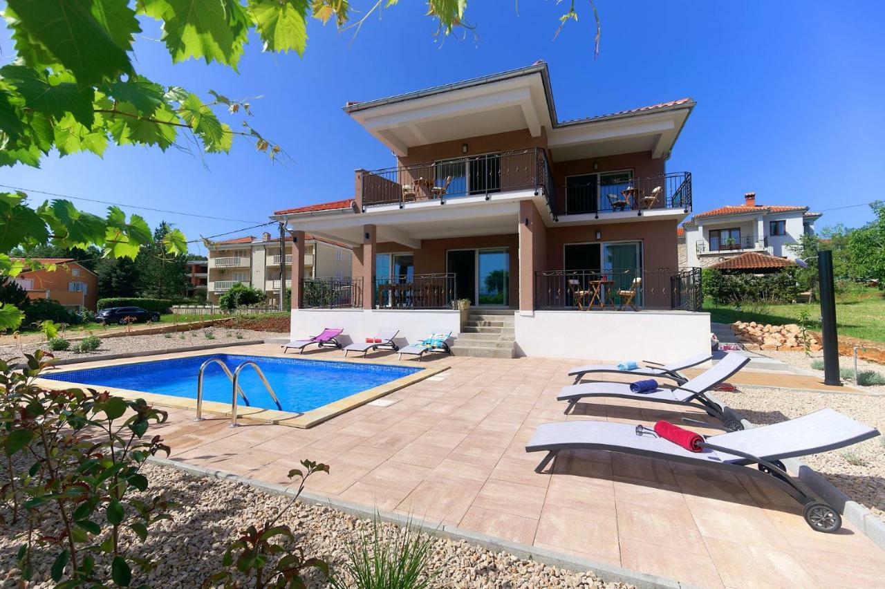 Villa Nerium Malinska Esterno foto