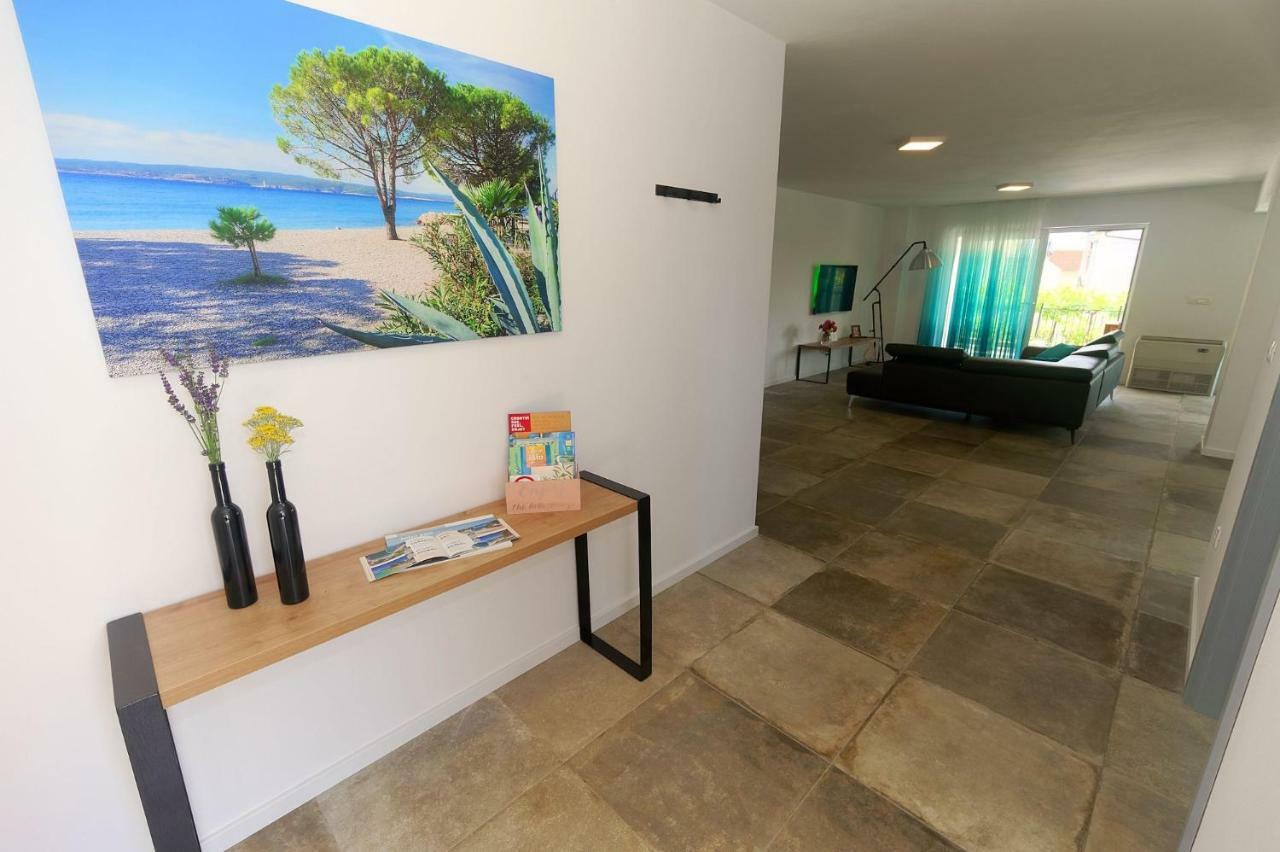 Villa Nerium Malinska Esterno foto